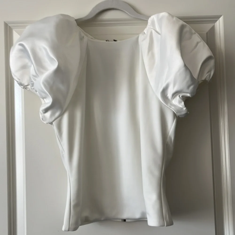 CICI BUBBLE SLEEVE TOP - Picture 7 of 11